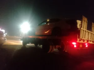 Flatbed truck at night Rawalpindini